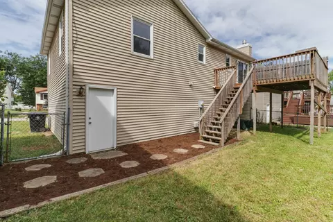 Exterior - 4 Moonstone Ct, Bloomington, IL 61704 photo 4 of 11