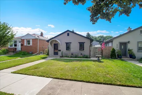 2444 Elm St, River Grove, IL 60171