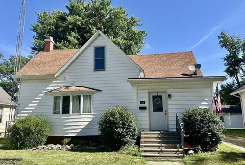 308 W Green St, Farmer City, IL 61842