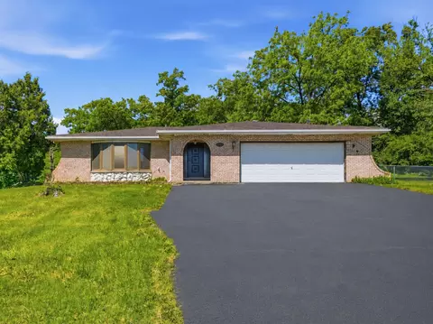 8800 W 104th St, Palos Hills, IL 60465