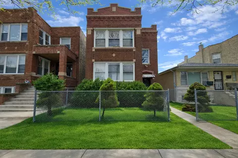3008 N Davlin Ct, Chicago, IL 60618