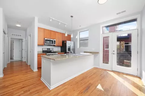 Kitchen - 317 E 25th St #3E, Chicago, IL 60616 photo 1 of 5