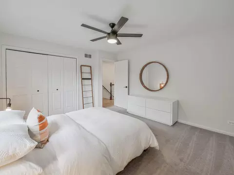 Bedroom - 720 Olive Pkwy, Bartlett, IL 60103 photo 6 of 7