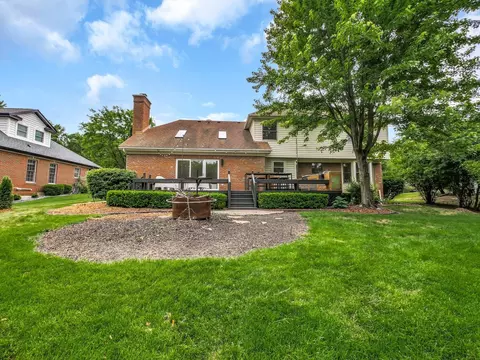 Exterior - 720 Olive Pkwy, Bartlett, IL 60103 photo 11 of 15