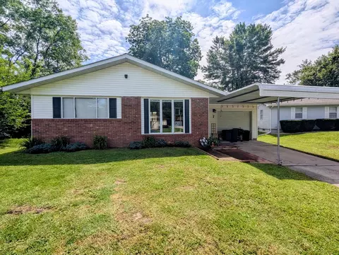 7 Wedgewood Ct, Murphysboro, IL 62966