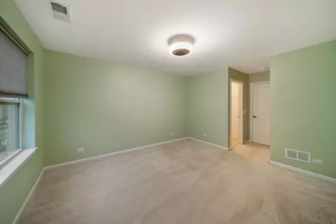 Bedroom - 775 Lee St, Des Plaines, IL 60016 photo 3 of 4