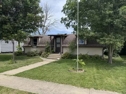 311 S Walnut St, Wyanet, IL 61379