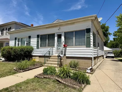 822 W Lafayette St, Ottawa, IL 61350