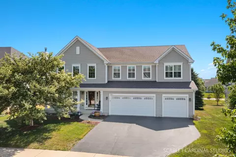 221 Willington Way, Oswego, IL 60543