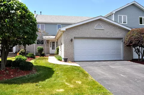 8740 Ballycastle Ln, Tinley Park, IL 60487