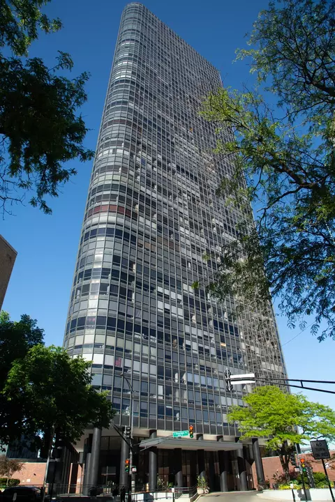 5415 N Sheridan Rd #1601, Chicago, IL 60640