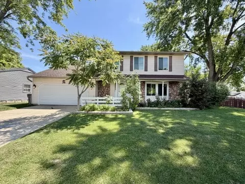 34 Highbury Dr, Elgin, IL 60120