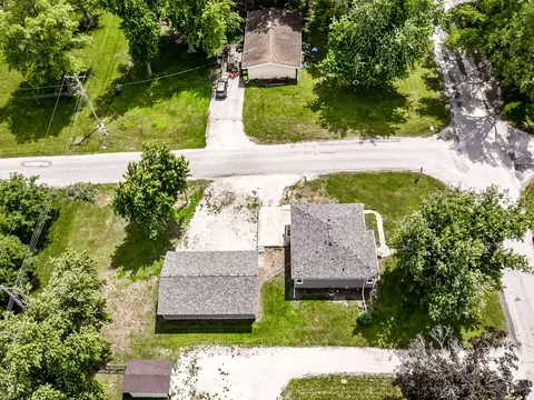 View/Area - 525 Grant St, Chenoa, IL 61726 photo 4 of 4