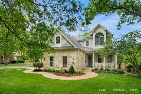 404 N Washington St, Wheaton, IL 60187