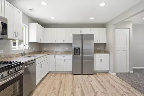 Kitchen - 696 1st St, Crete, IL 60417 photo 2 of 3
