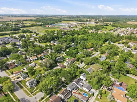 View/Area - 696 1st St, Crete, IL 60417 photo 6 of 7