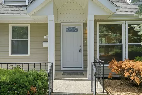 Exterior - 696 1st St, Crete, IL 60417 photo 2 of 6