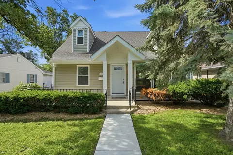 Exterior - 696 1st St, Crete, IL 60417 photo 1 of 6
