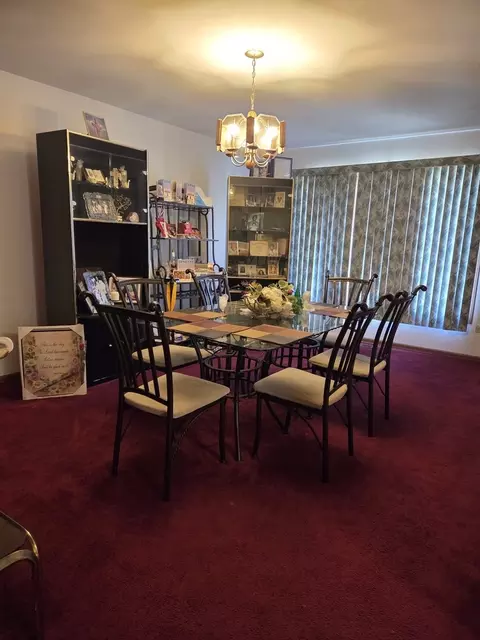 Dining - 920 E 153rd St, Harvey, IL 60426 photo 3 of 3