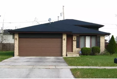 920 E 153rd St, Harvey, IL 60426