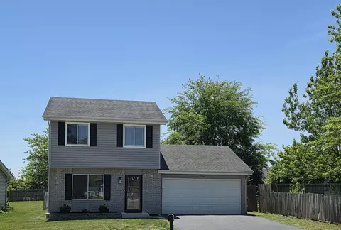 2475 Ridge Ave, Aurora, IL 60504