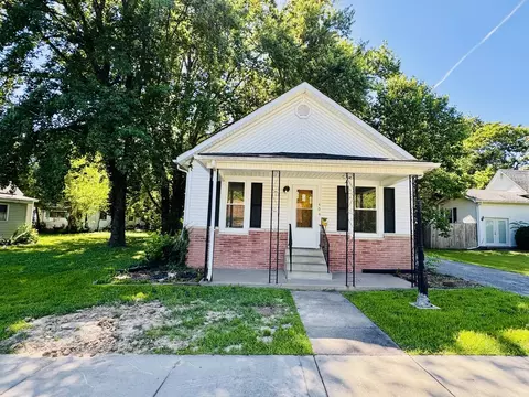 404 N Otis St, Marion, IL 62959