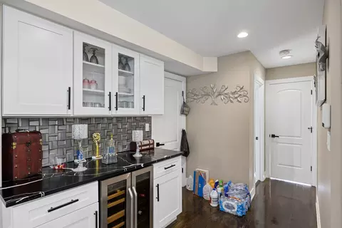 Entry Way - Undisclosed, Harvey, IL 60426 photo 1 of 1