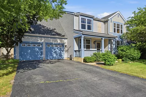 2436 Geneva Ln, Montgomery, IL 60538