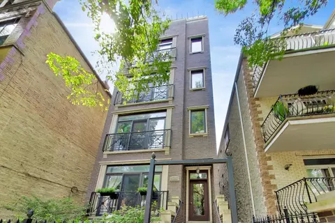 1523 W Thomas St #2, Chicago, IL 60642