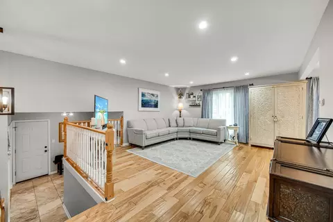 Other - 1629 Claremont Dr, Darien, IL 60561 photo 1 of 5