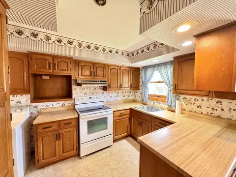 Kitchen - 1203 4th Ave, Dixon, IL 61021 photo 4 of 4