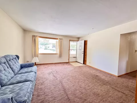 Living - 1203 4th Ave, Dixon, IL 61021 photo 1 of 2