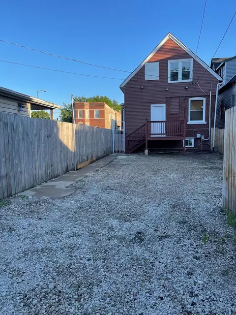 906 W 71st St, Chicago, IL 60621