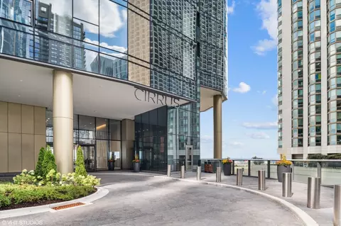 211 N Harbor Dr #TH01, Chicago, IL 60601