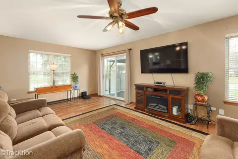 Living - 20838 W Peppertree Ct, Plainfield, IL 60544 photo 1 of 2