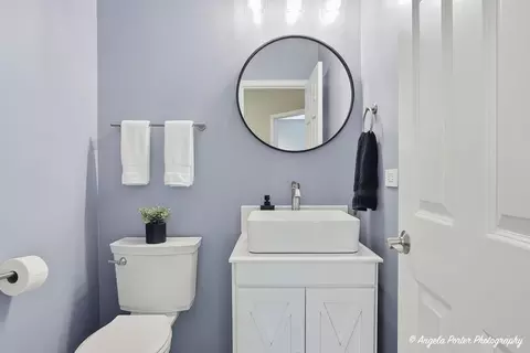 Bath - 31375 N Pineview Blvd, Lakemoor, IL 60051 photo 1 of 4