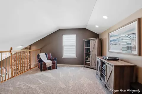 Entry Way - 31375 N Pineview Blvd, Lakemoor, IL 60051 photo 3 of 4