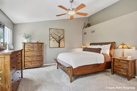 Bedroom - 31375 N Pineview Blvd, Lakemoor, IL 60051 photo 1 of 6
