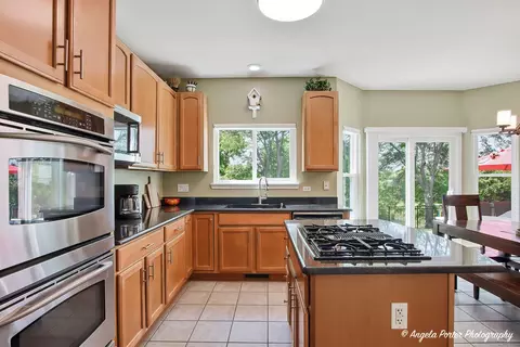 Kitchen - 31375 N Pineview Blvd, Lakemoor, IL 60051 photo 1 of 4