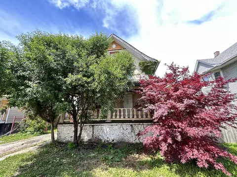 14 S 16th Ave, Maywood, IL 60153