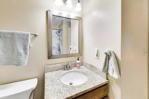 Bath - 21837 W Judith Ct, Plainfield, IL 60544 photo 3 of 3