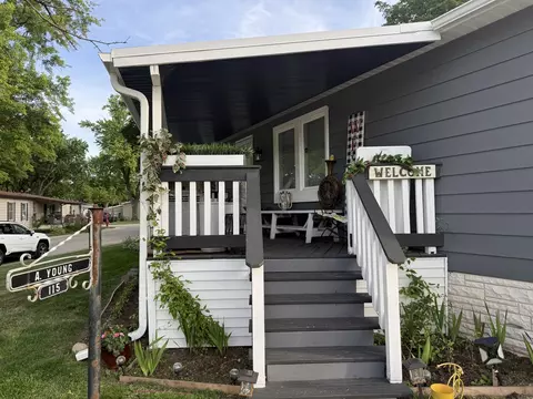 115 Tollview Rd, Elgin, IL 60123 photo 15