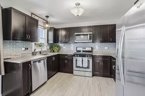 Kitchen - 4819 Goodhue Ln, Plainfield, IL 60586 photo 1 of 2