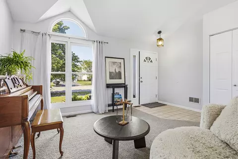 Entry Way - 4819 Goodhue Ln, Plainfield, IL 60586 photo 1 of 1