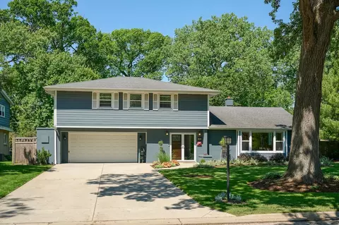 1706 Magnolia St, Glenview, IL 60025