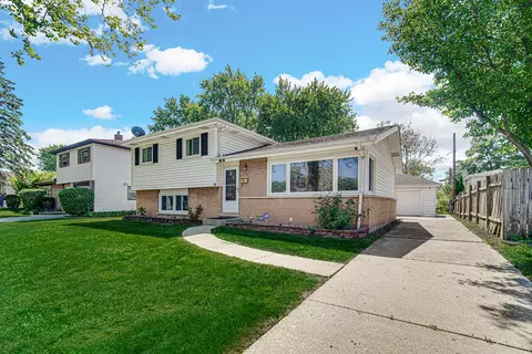 Exterior - 580 N 6th Ave, Des Plaines, IL 60016 photo 4 of 5