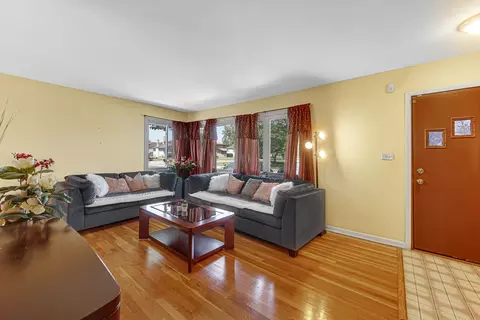 Other - 580 N 6th Ave, Des Plaines, IL 60016 photo 1 of 6