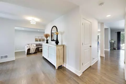 Entry Way - 1052 Rolling Pass, Glenview, IL 60025 photo 1 of 1