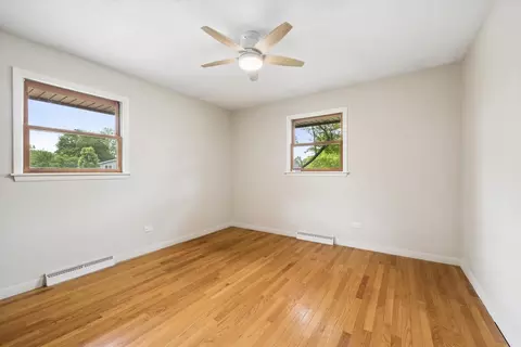 Bedroom - 1535 Easy St, Elgin, IL 60123 photo 3 of 6