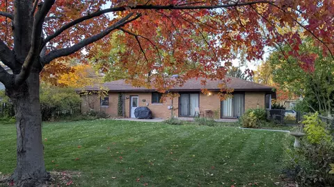 Exterior - 1535 Easy St, Elgin, IL 60123 photo 9 of 9